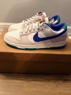 Nike Wmns Dunk Low PRM